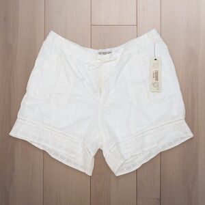 Vintage America Boho White Lace Trim Women Shorts Size 14 NWT Elastic Band